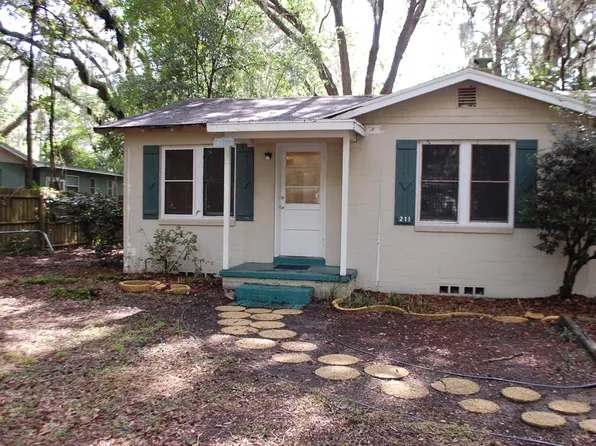 211 NW 25th St, Gainesville, FL 32607