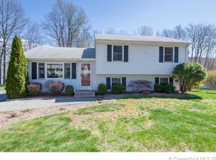 96 Heather Hts, Meriden, CT 06450