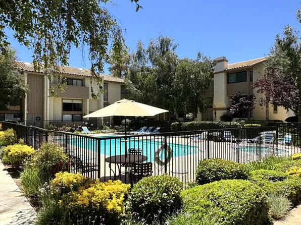 26311 W Bravo Ln, Calabasas, CA 91302