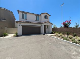 2035 Bergamot St, Redlands, CA 92374