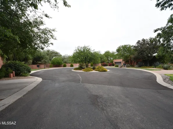 5120 E Woodgate Ln, Tucson, AZ 85712