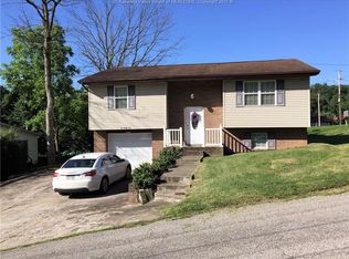 245 Pine Cir, Dunbar, WV 25064