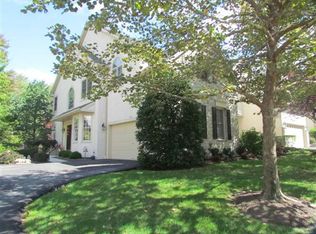 1040 Tintern Dr, Ambler, PA 19002