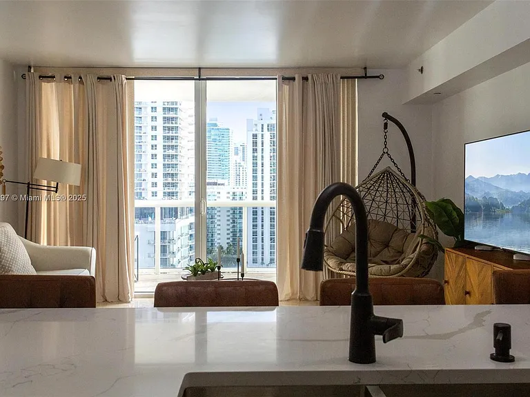 1830 S Ocean Dr #1712 — Photo 4