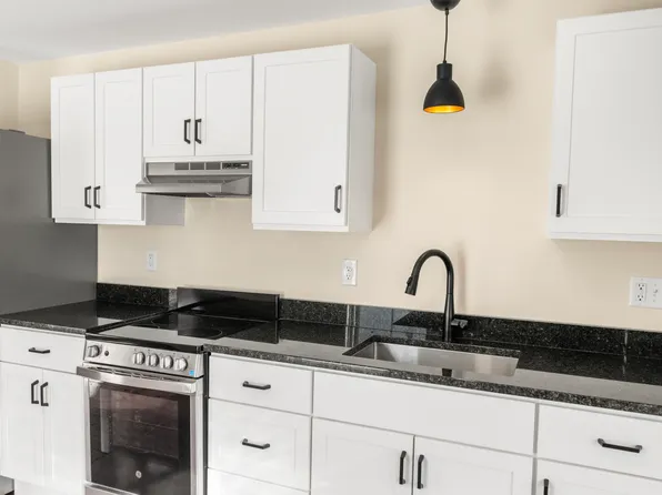 491 Us Route 5 N, Fairlee, VT