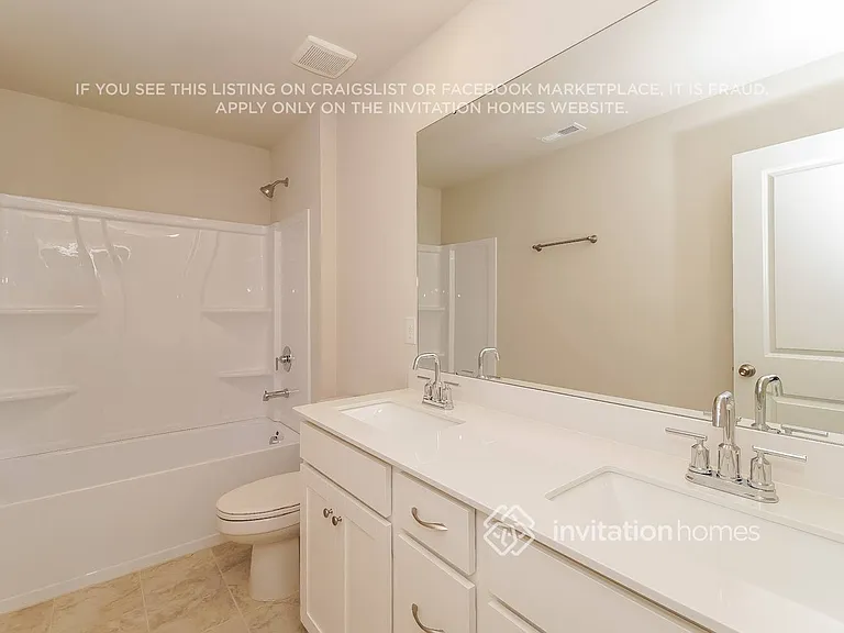 2046 Morning Gold Dr — Photo 15