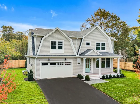 51 Boulder Brook Rd, Wellesley, MA 02481