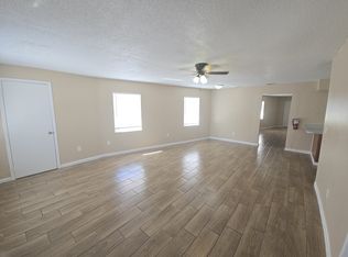 199 NW 9th Ave #17, Mulberry, FL 33860