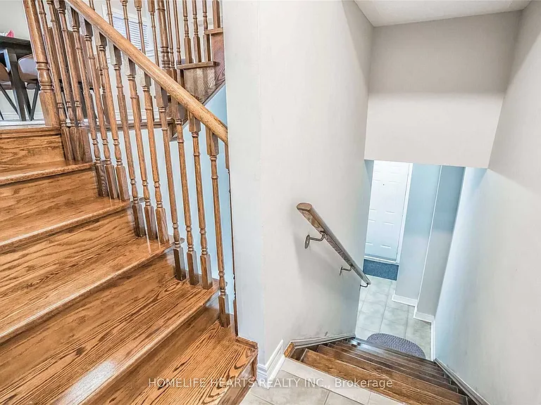 2360 Britannia Rd W #1 — Photo 4
