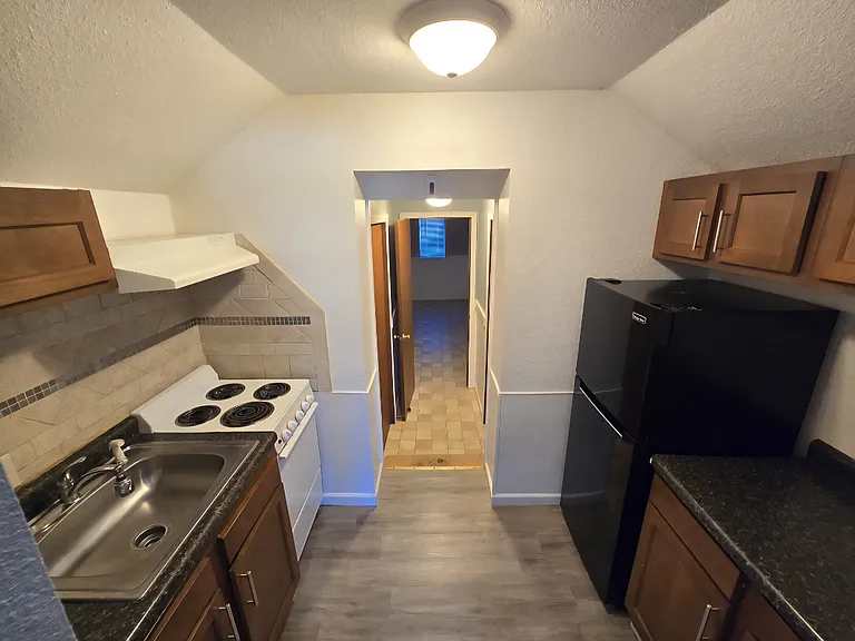 120 2nd St NW — Photo 4
