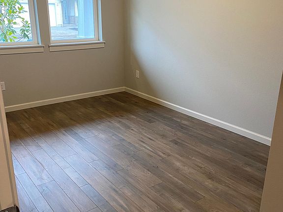 Downstairs 4th bedroom/office