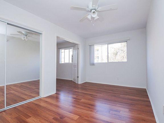 3rd image of 10966 Ohio Ave #300