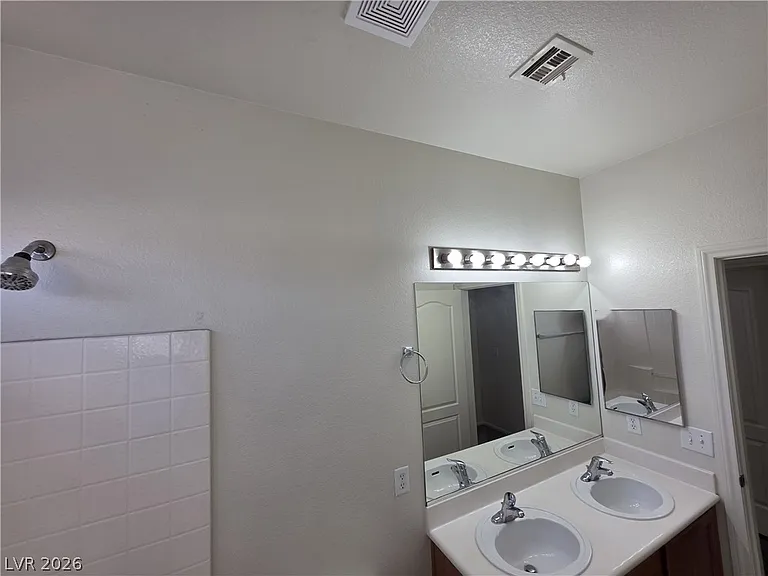 731 Emerald Idol Pl — Photo 58