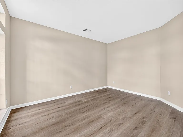 1007 Brannon Park Ln — Photo 9