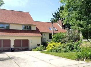 112 Winston Way, Waunakee, WI 53597