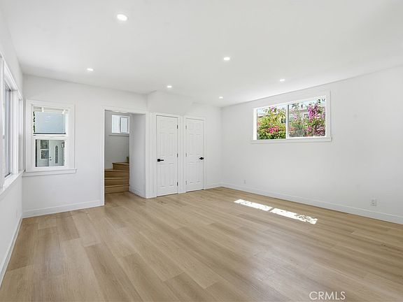 5th image of 1211 Cole Ave