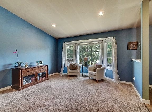 4th image of 1715 Firgrove Pl NW