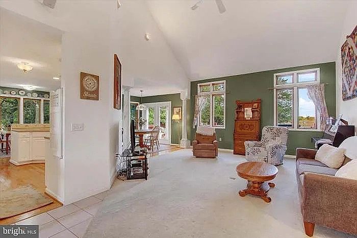 1st image of 824 Hancock Dr