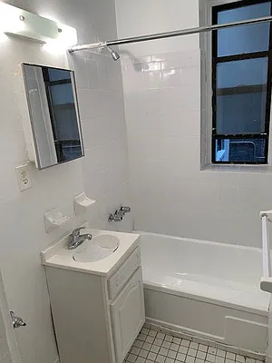 Rented by Veritas Property Management | media 18