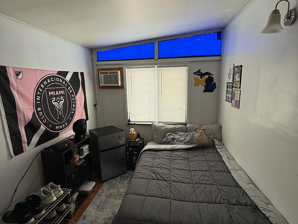 1st image of 1070 Ferdon Rd APT 2