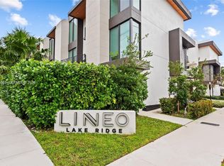 Lineo, Fort Lauderdale, FL 33304