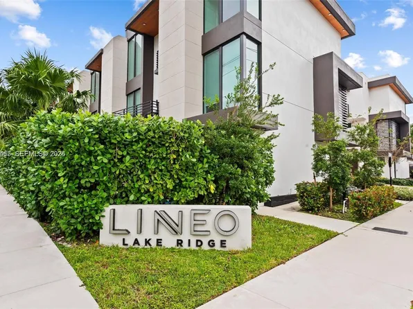 1056 N Victoria Park Rd, Fort Lauderdale, FL 33304