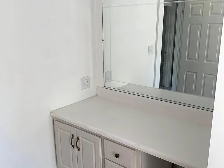 Bonus vanity space
