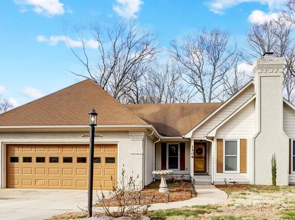 1509 Cripple Creek Rd, Kannapolis, NC 28081