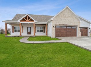 1705 S Stone Creek Blvd, Urbana, IL
