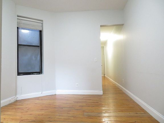 3rd image of 532 W 159th St #4DD