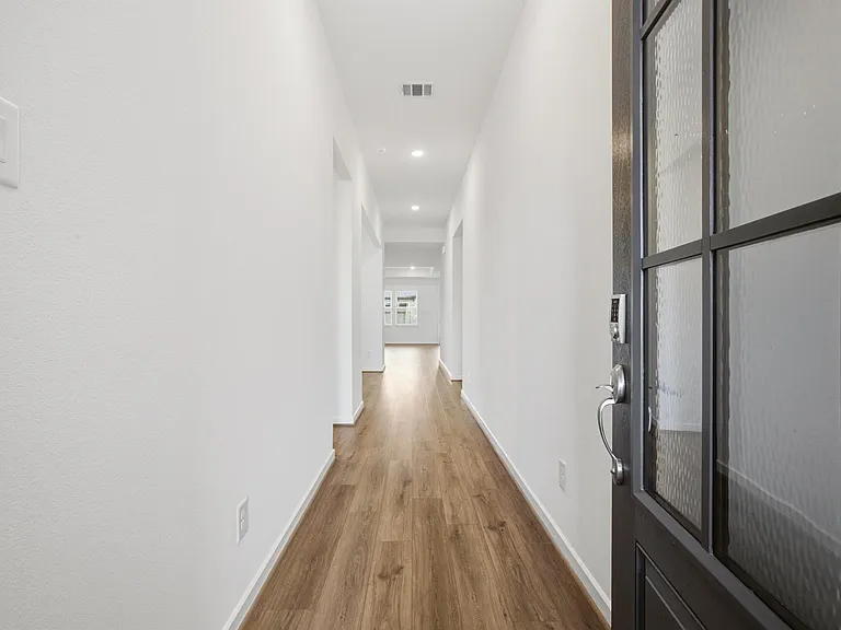 9723 Avalon View Dr — Photo 3