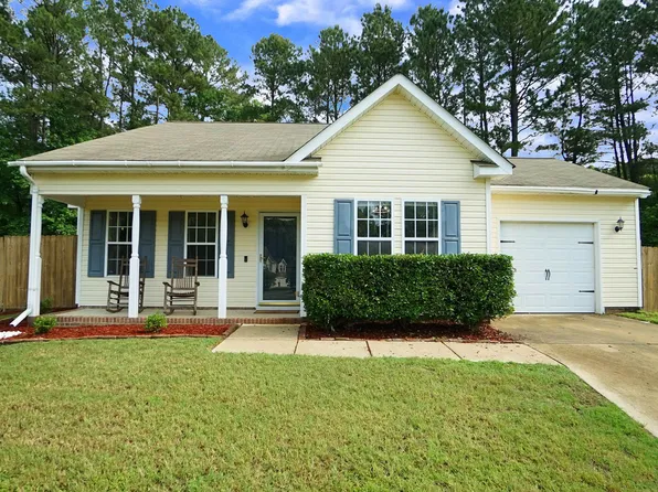 3709 Fan Palm Ct, Raleigh, NC 27616
