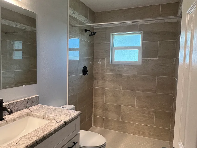 1820 Delki St NW — Photo 22