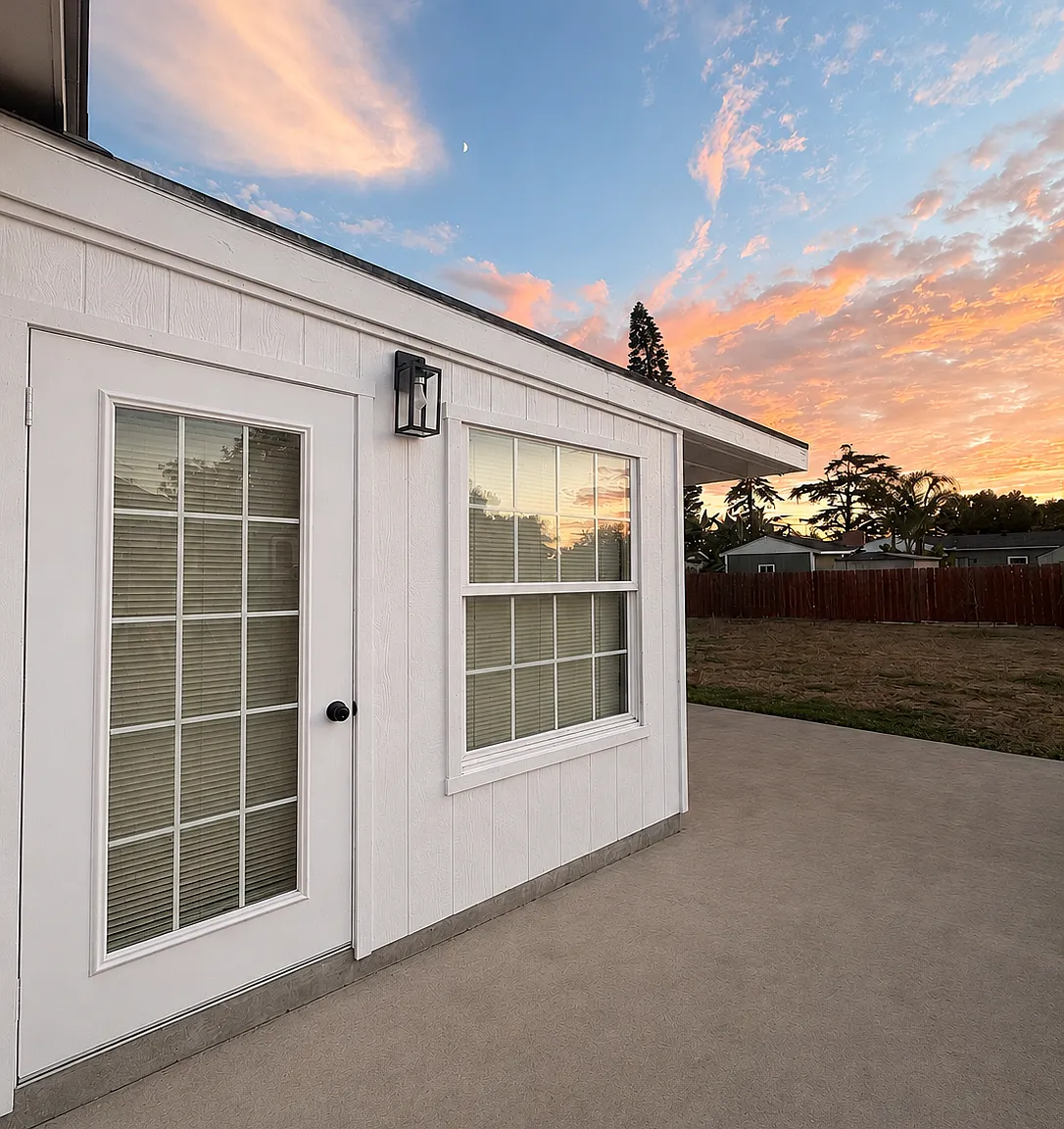4 bed, 2.5 bath, 1094 sqft, $1,550 — Photo 1