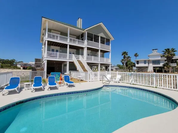 724 E Gulf Beach Dr, Eastpoint, FL 32328