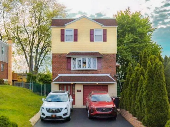 14001 Faraday St, Philadelphia, PA 19116