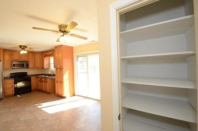 2nd image of 313 Dale Dr