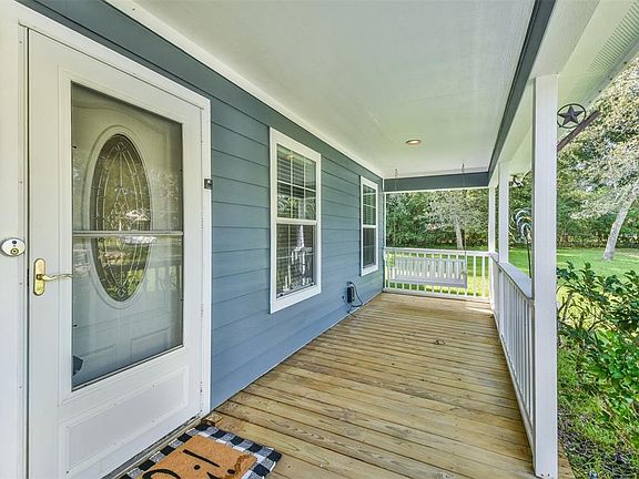3rd image of 22819 Acacia Dr