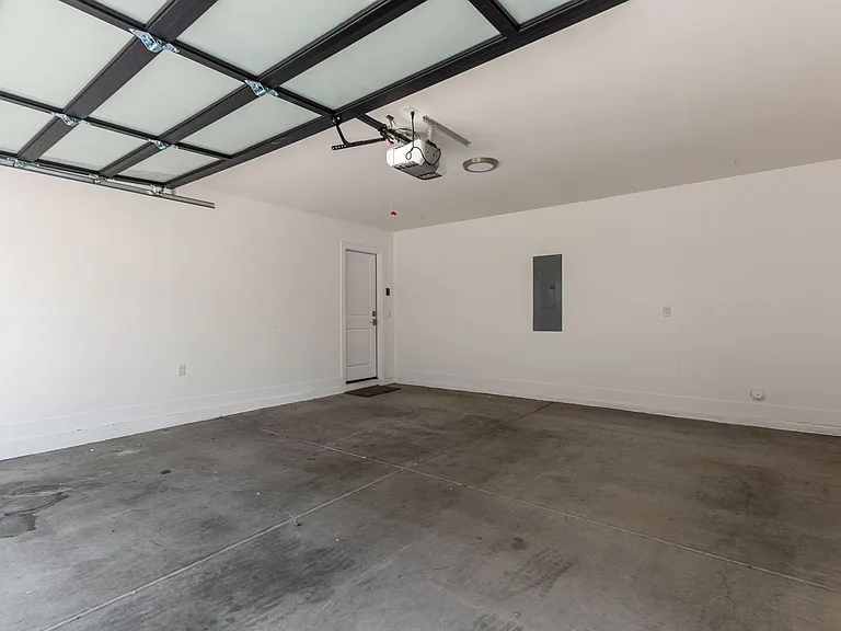 The Aeries Townhome Apartments — Photo 27