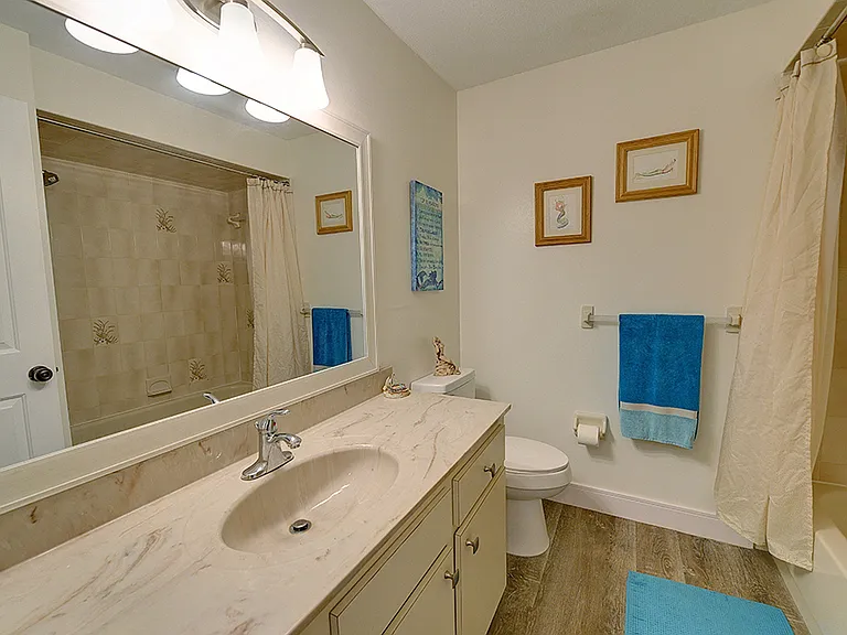 888 Pritchard Island Rd #888 — Photo 5