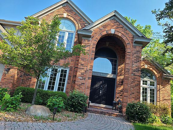 2nd image of 5106 Village Place Ct