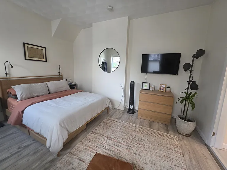 48 Highland Ave #2 — Photo 3