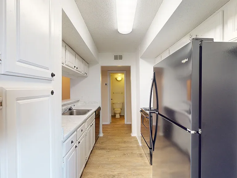 Addison Apartments at the Park — Photo 89