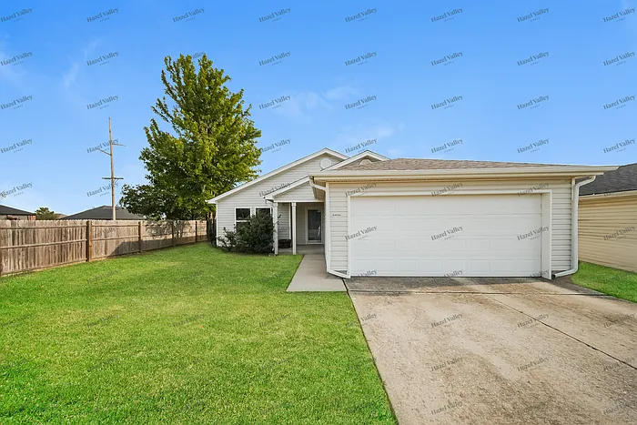 900 SW 156th St