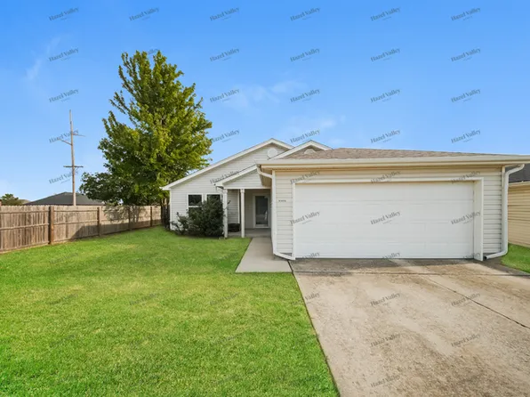 900 SW 156th St, Oklahoma City, OK 73170