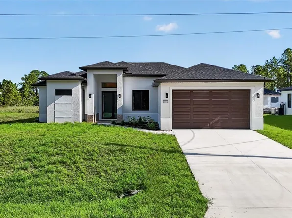 2814 39th St W, Lehigh Acres, FL 33971