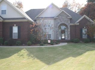 33 Fuller Ln, Millbrook, AL 36054