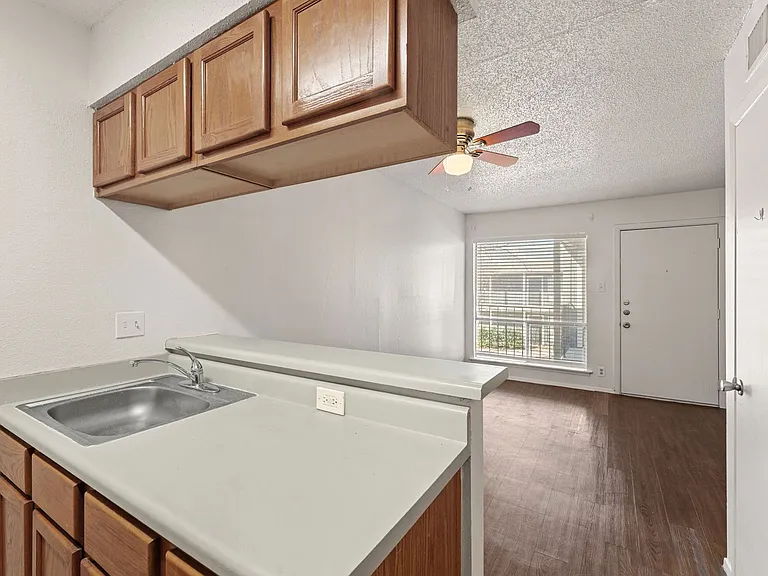 Patton Apartments — Photo 23
