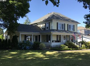 524 E Main St, Molalla, OR 97038