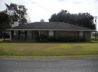 404 Seventh St, Lake Arthur, LA 70549